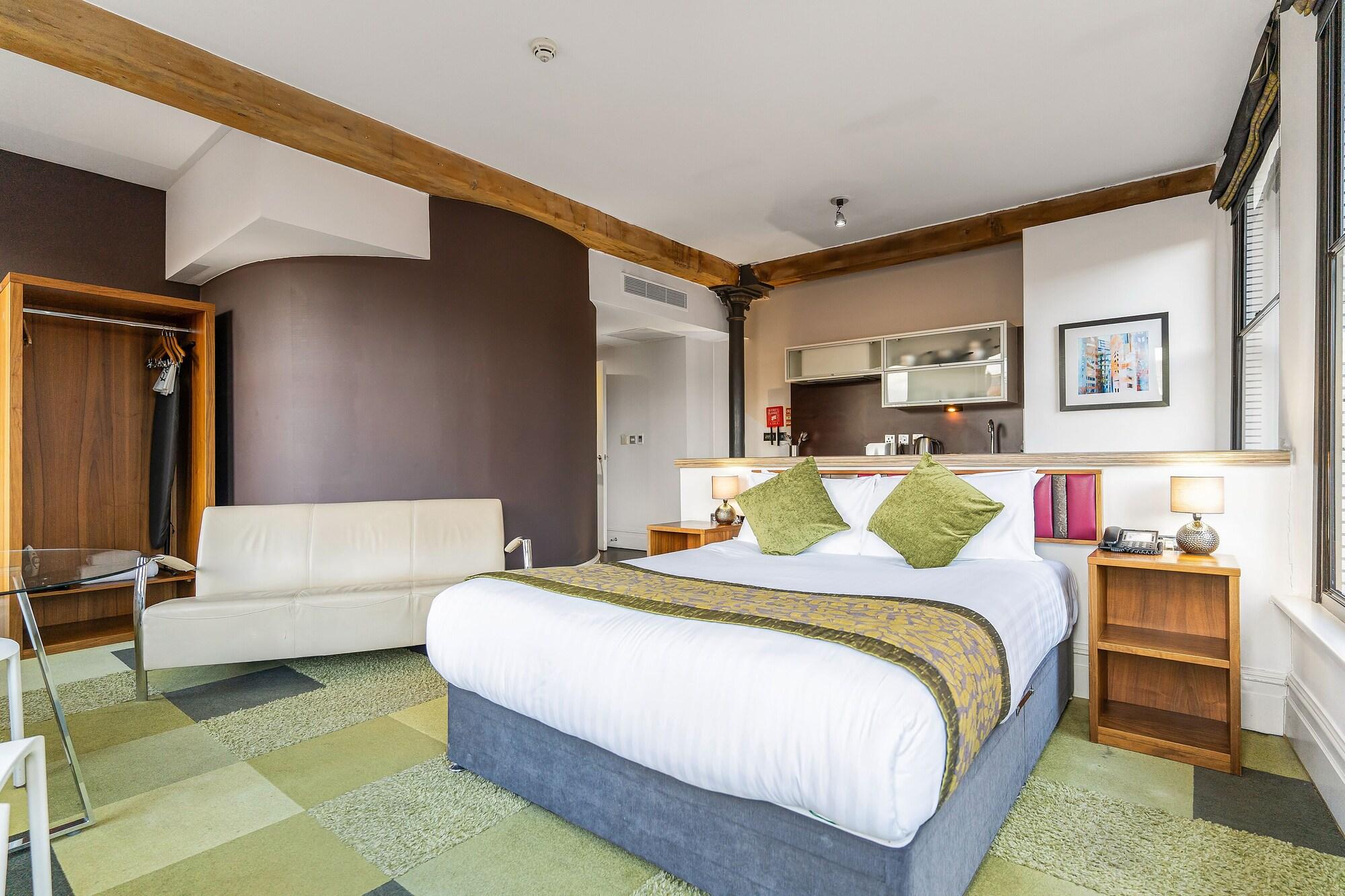 Roomzzz Manchester