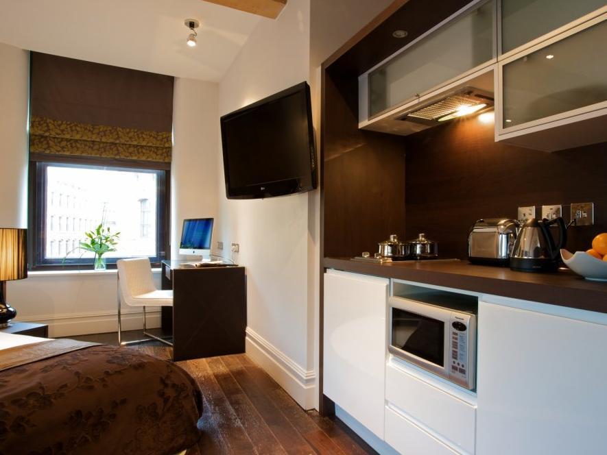 Aparthotel Roomzzz
