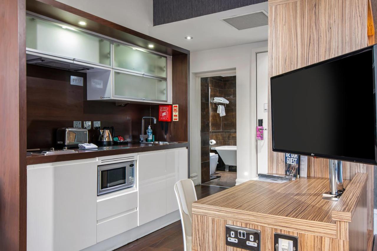 Roomzzz 4* Manchester