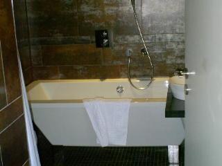Roomzzz Aparthotel Manchester
