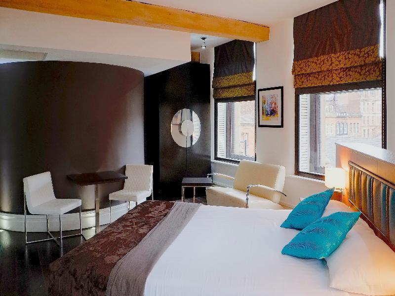 Aparthotel Roomzzz Manchester