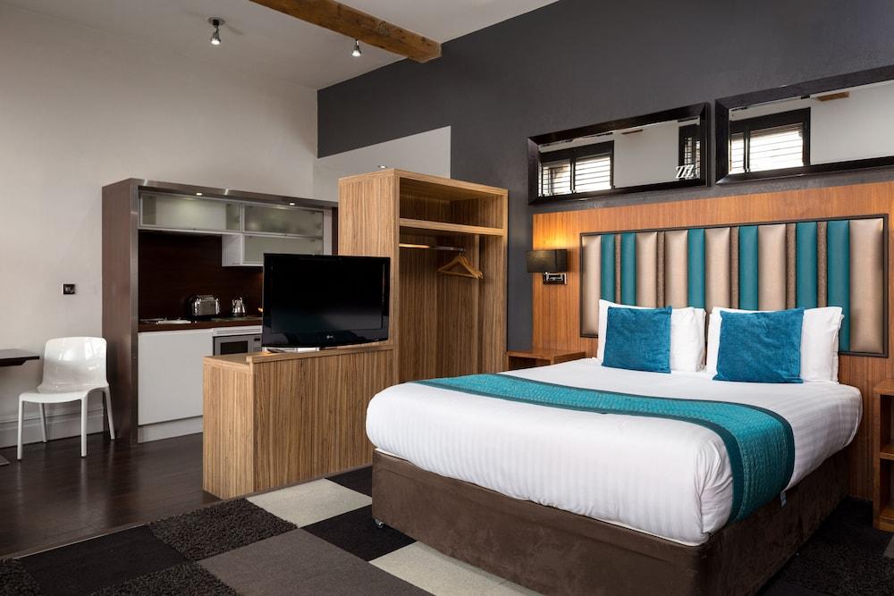 Roomzzz Manchester