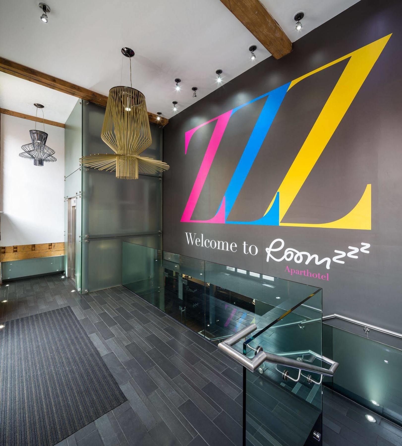 Roomzzz Manchester